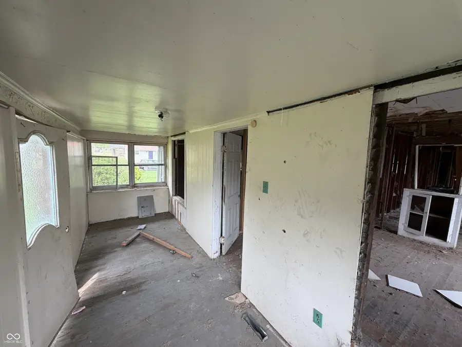 1324 Indiana Avenue, Anderson, IN 46012 - #3