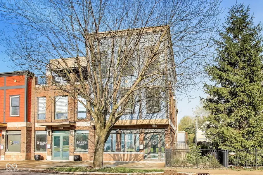 2449 N Delaware Street, Indianapolis, IN 46205 - #2