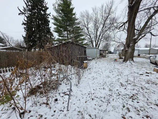 48 E Scott Street, Medora, IN 47260