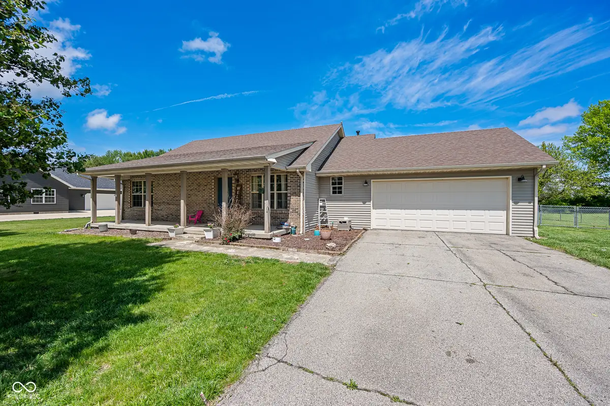 6486 E Orchard Drive, Edinburgh, IN 46124 - #1