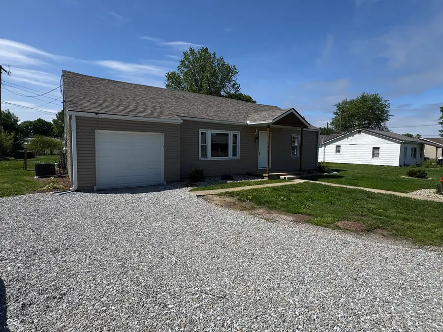 1183 S Baker Street, Rushville, IN 46173 - #2