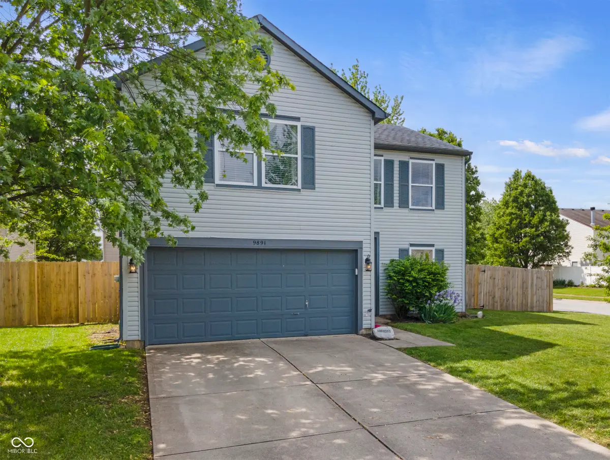 9891 Sapphire Berry Lane, Fishers, IN 46038 - #1