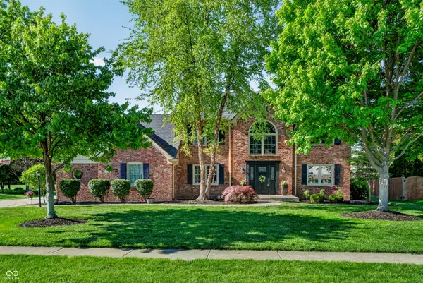 1426 Stonemill Circle S, Carmel, IN 46032