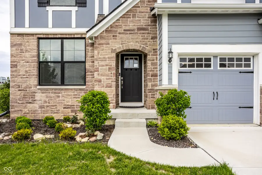 5378 Rose Drive, Zionsville, IN 46077 - #2
