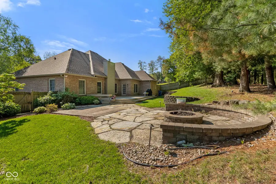 2545 Eisenhower Lane, Terre Haute, IN 47803 - #2