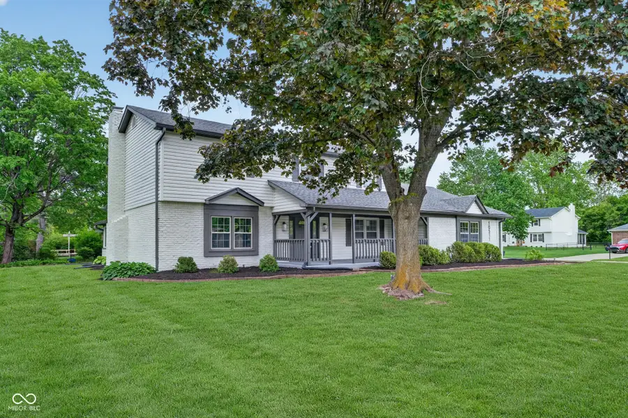 10511 E Lakeshore Drive, Carmel, IN 46033 - #3