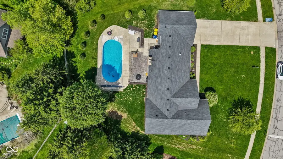 220 Governors Lane, Zionsville, IN 46077 - #3