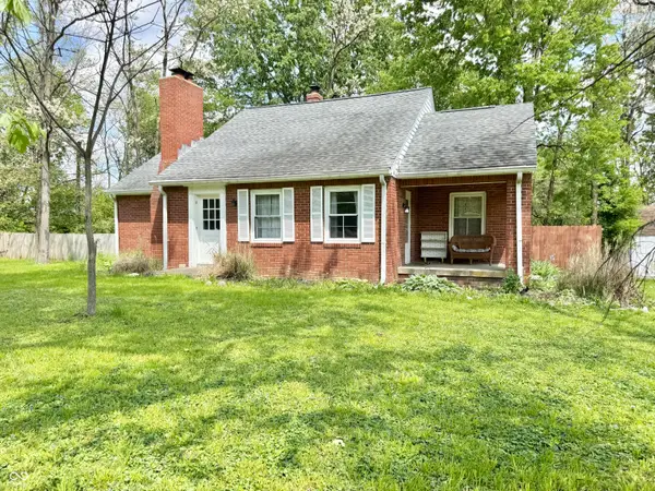 9994 E Taylor Avenue, Zionsville, IN 46077