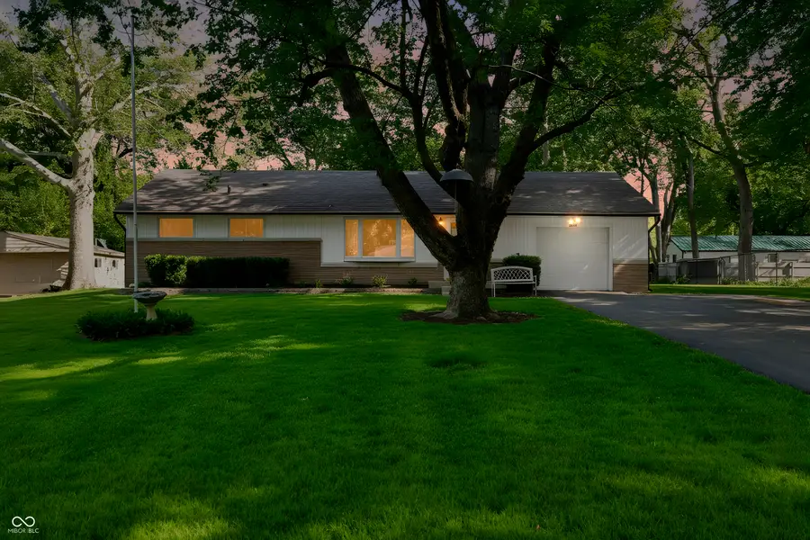 2844 Canterbury Lane, Indianapolis, IN 46220 - #2