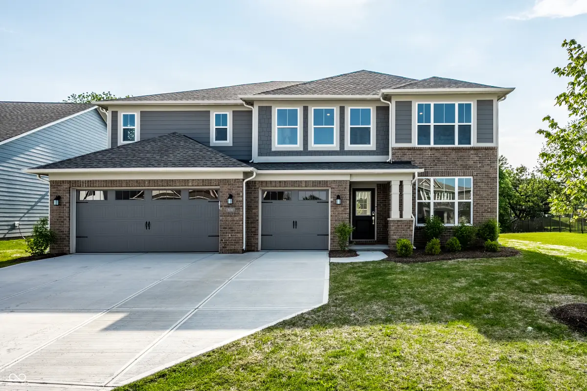 19392 Honeylocust Glen, Noblesville, IN 46062 - #1