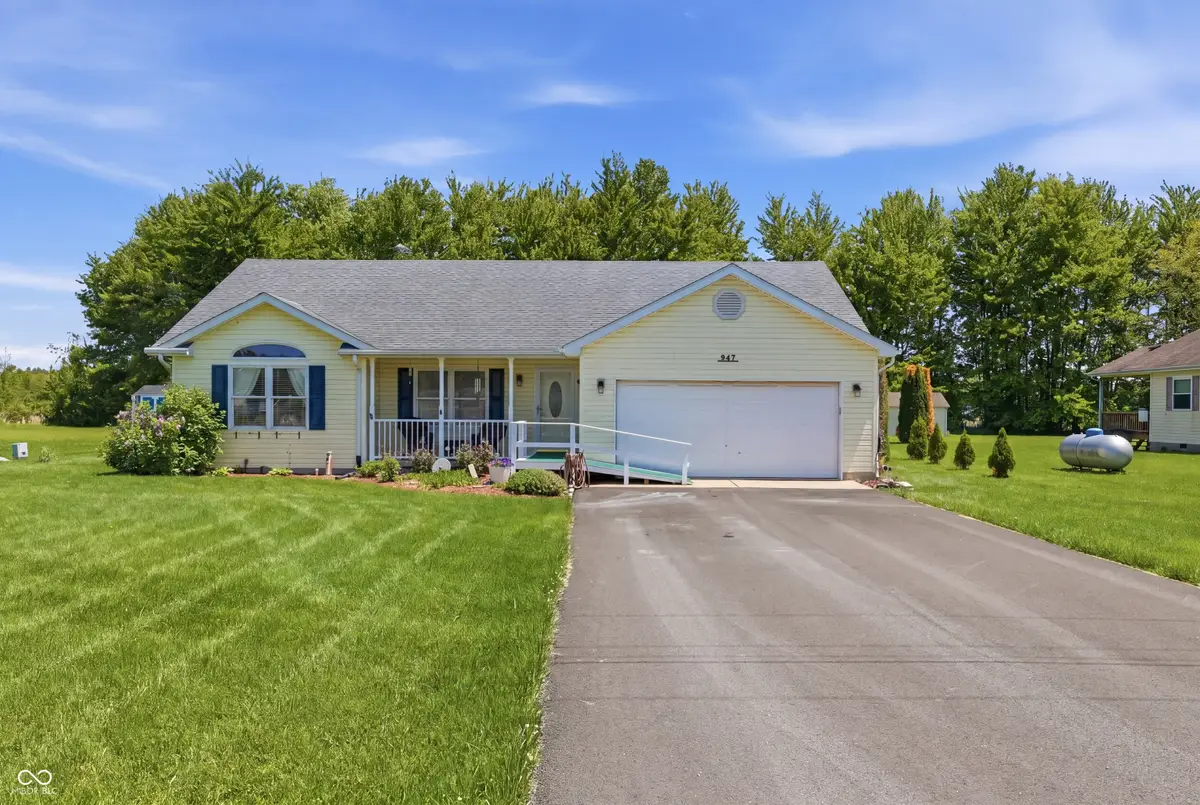 947 E Pueblo Trail, Greensburg, IN 47240 - #1
