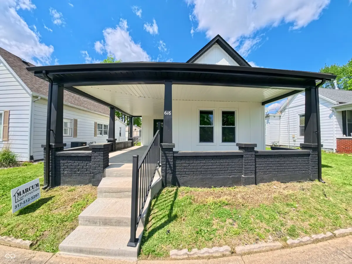 616 Main Street, Shelbyville, IN 46176 - #1