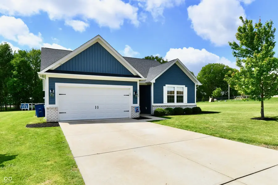 3750 E Waterford Court, Cloverdale, IN 46120 - #2