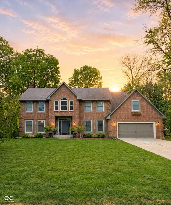 3805 S Village Drive, New Palestine, IN 46163