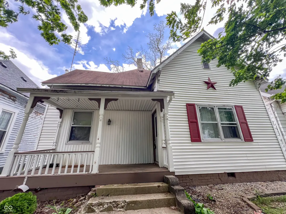 457 W Mechanic Street, Shelbyville, IN 46176 - #1