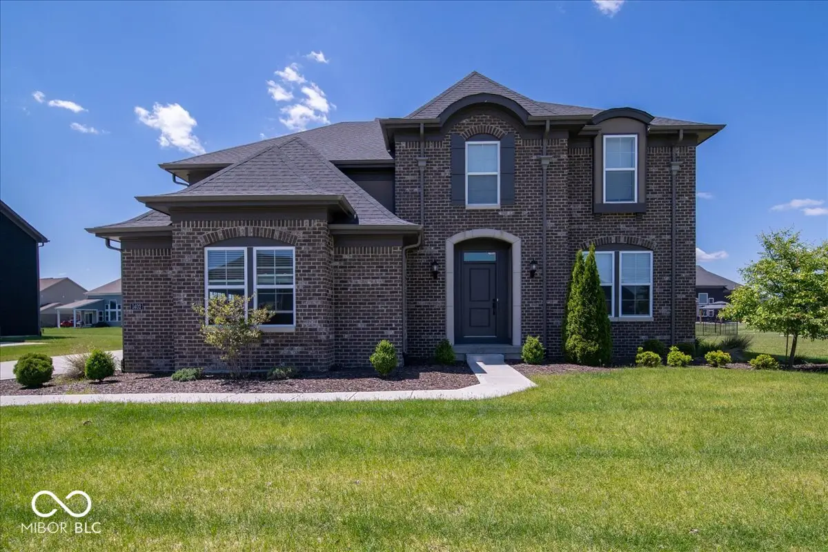 1402 Hove Drive, Greenwood, IN 46143 - #1
