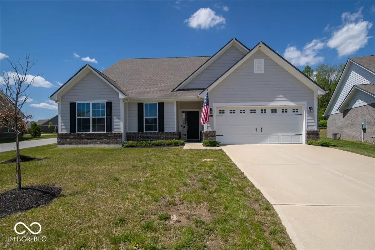564 Lanai Lane, Greenwood, IN 46143 - #1