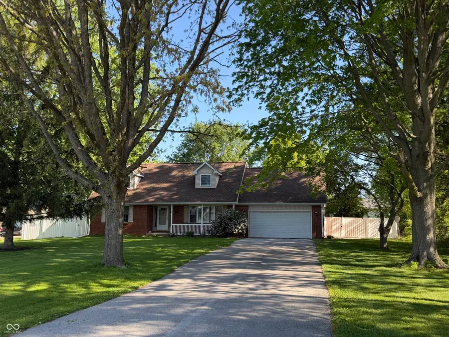 604 W Jane Drive, Sharpsville, IN 46068 - #2