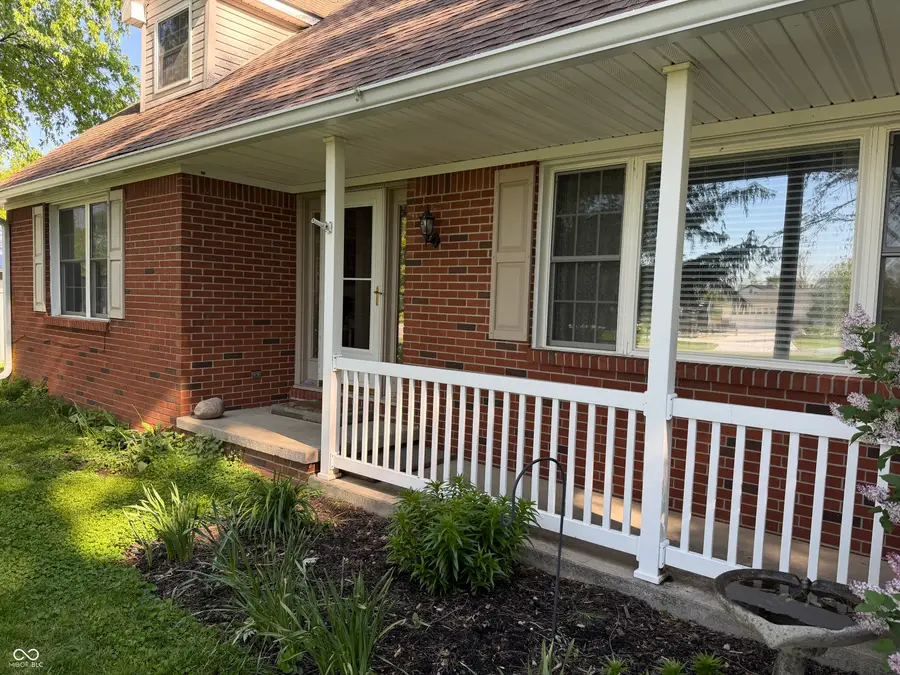 604 W Jane Drive, Sharpsville, IN 46068 - #3