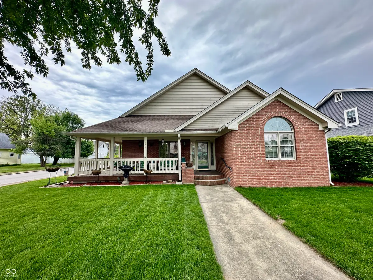 889 E Washington Street, Martinsville, IN 46151 - #1