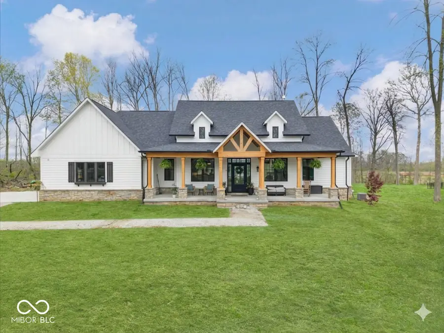 4852 Homestead Court, Zionsville, IN 46077 - #2