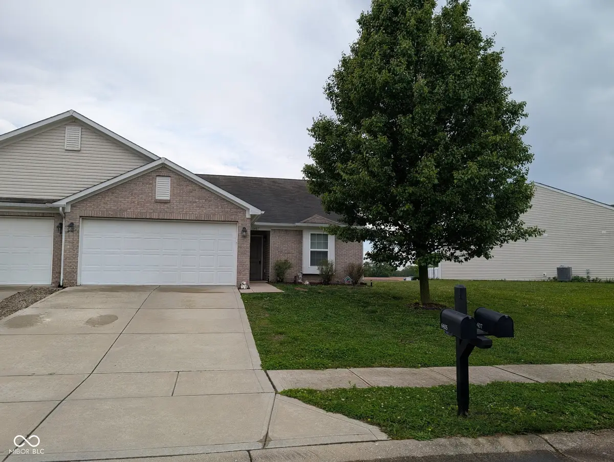 6407 Emerald Springs Drive, Indianapolis, IN 46221 - #1