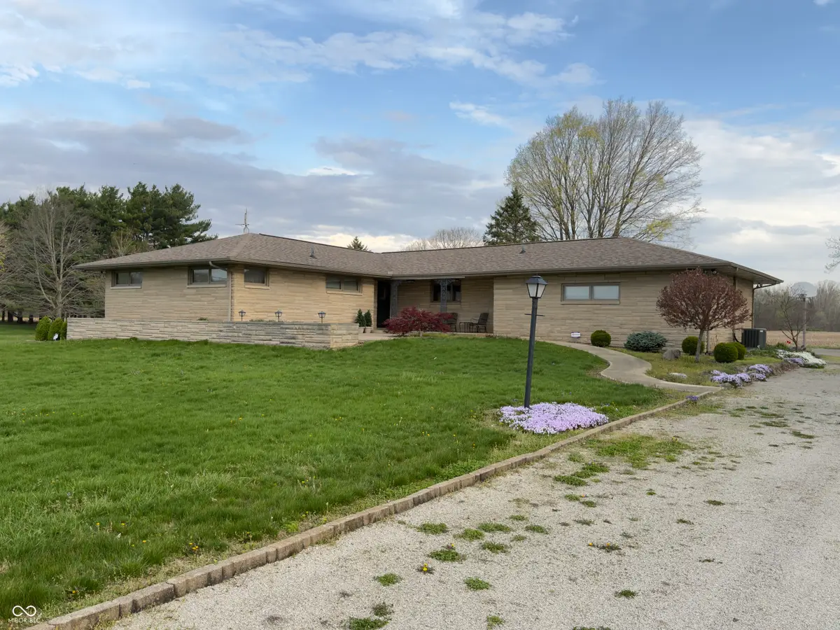 8700 W County Road 600 S, Daleville, IN 47334 - #1