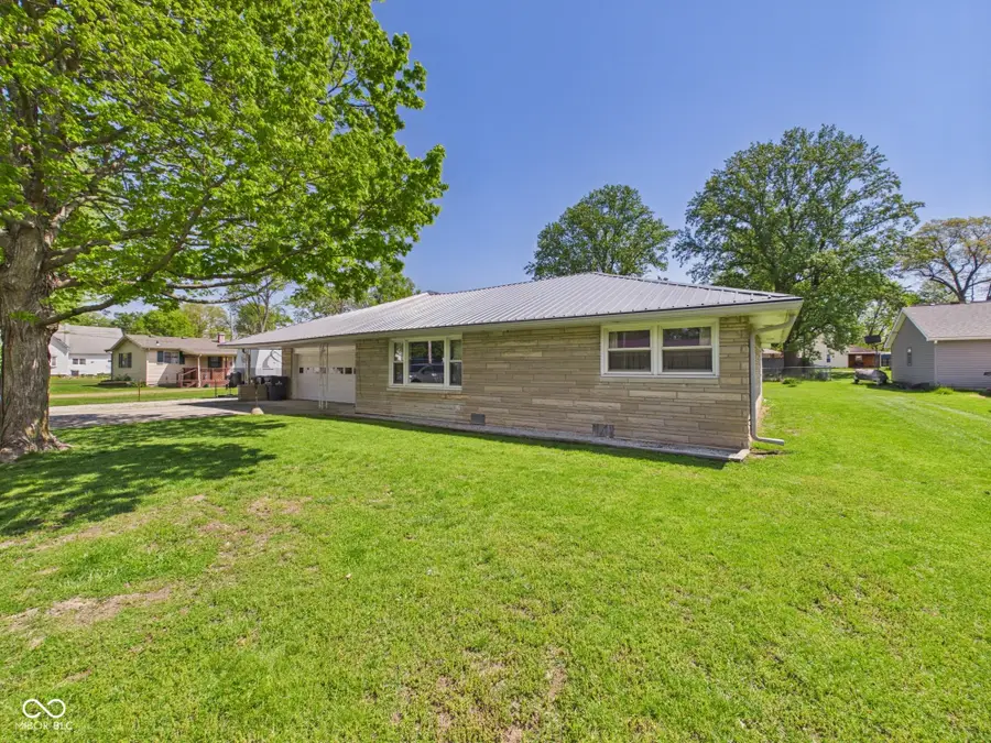 8304 S Sorgham Street, Daleville, IN 47334 - #2