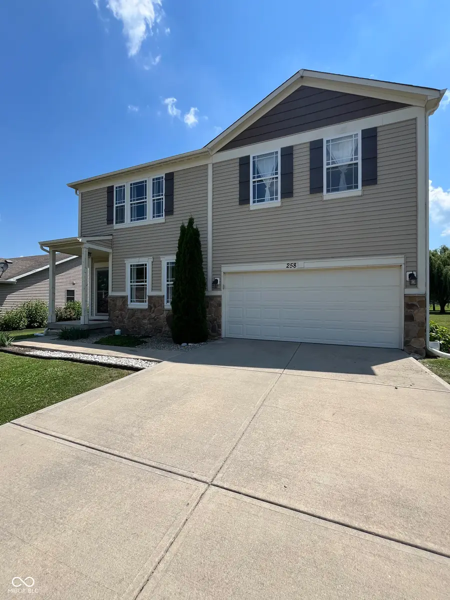 258 N Center Lane, Crawfordsville, IN 47933 - #2