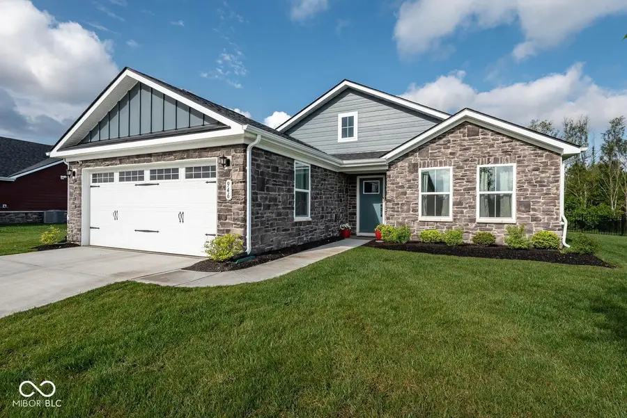 946 Independence Drive, Edinburgh, IN 46124 - #2