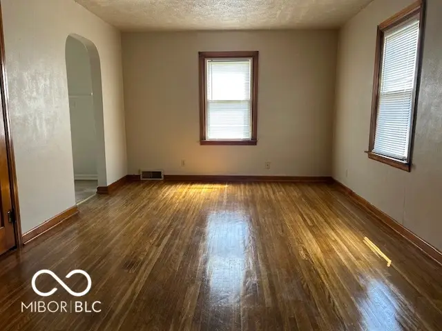 220 E 34th Street, Anderson, IN 46013 - #3