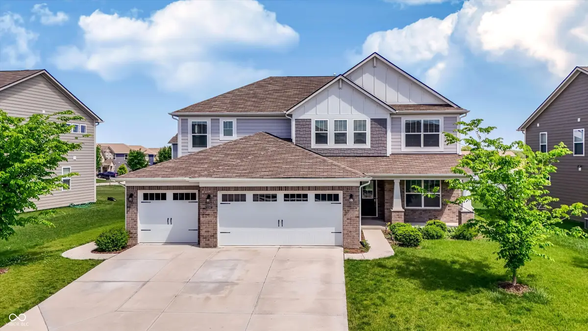 2391 S Stonehill Way, New Palestine, IN 46163 - #1