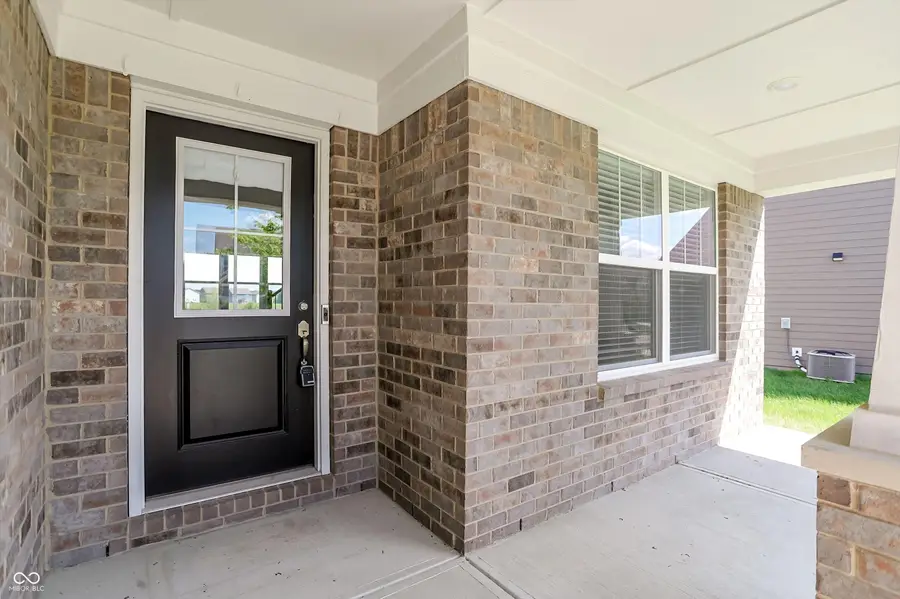 2391 S Stonehill Way, New Palestine, IN 46163 - #3