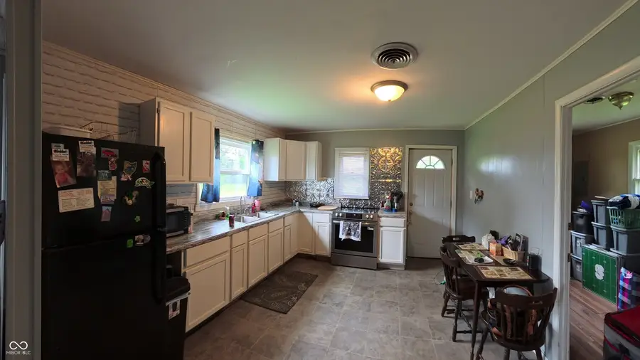 1220 N 13th Street, Terre Haute, IN 47807 - #2