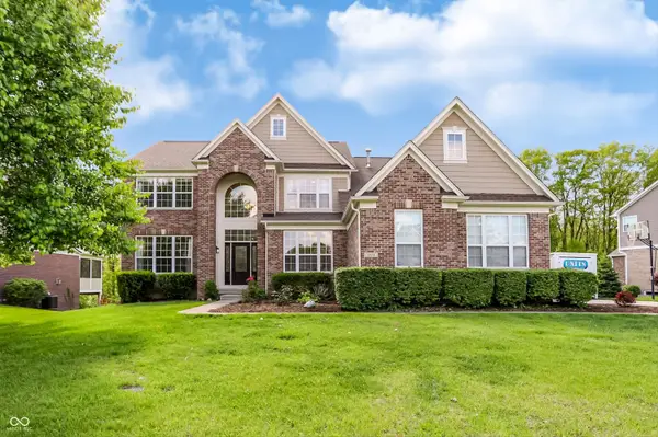 2978 Stone Creek Drive, Zionsville, IN 46077