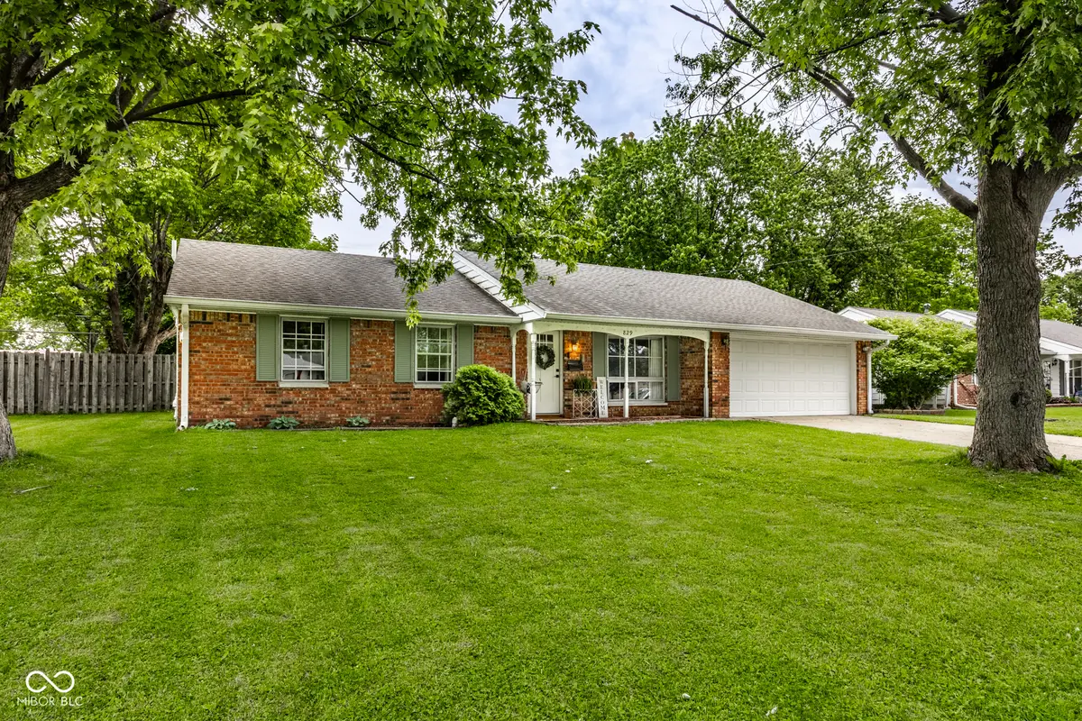 829 Willark Drive, New Whiteland, IN 46184 - #1