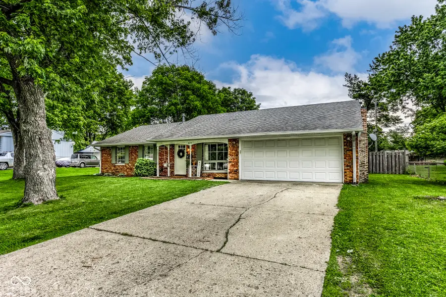 829 Willark Drive, New Whiteland, IN 46184 - #2