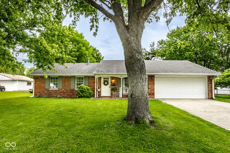 829 Willark Drive, New Whiteland, IN 46184 - #3