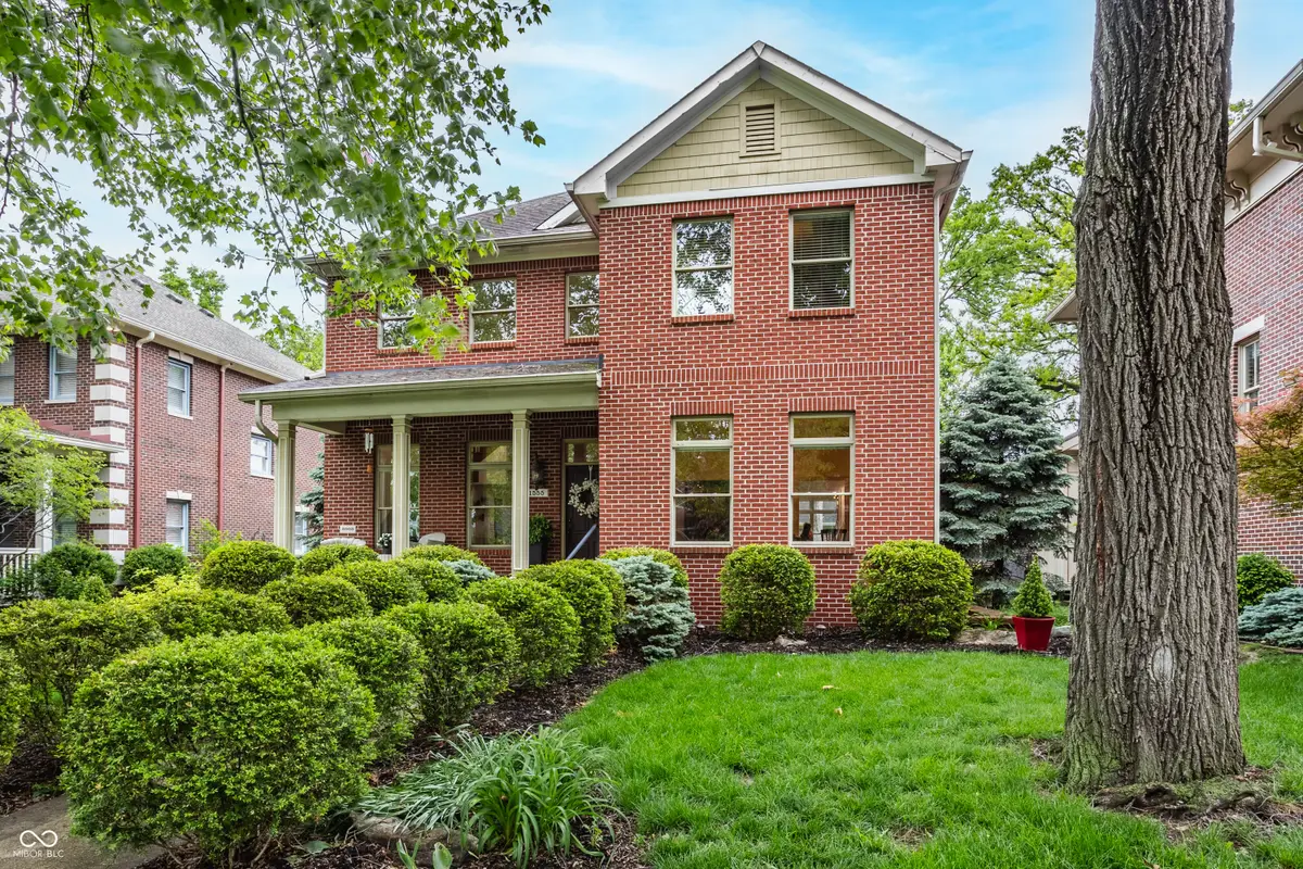 1555 Broadway Street, Indianapolis, IN 46202 - #1