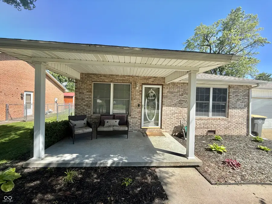 1251 Pin Oak Circle, Seymour, IN 47274 - #2