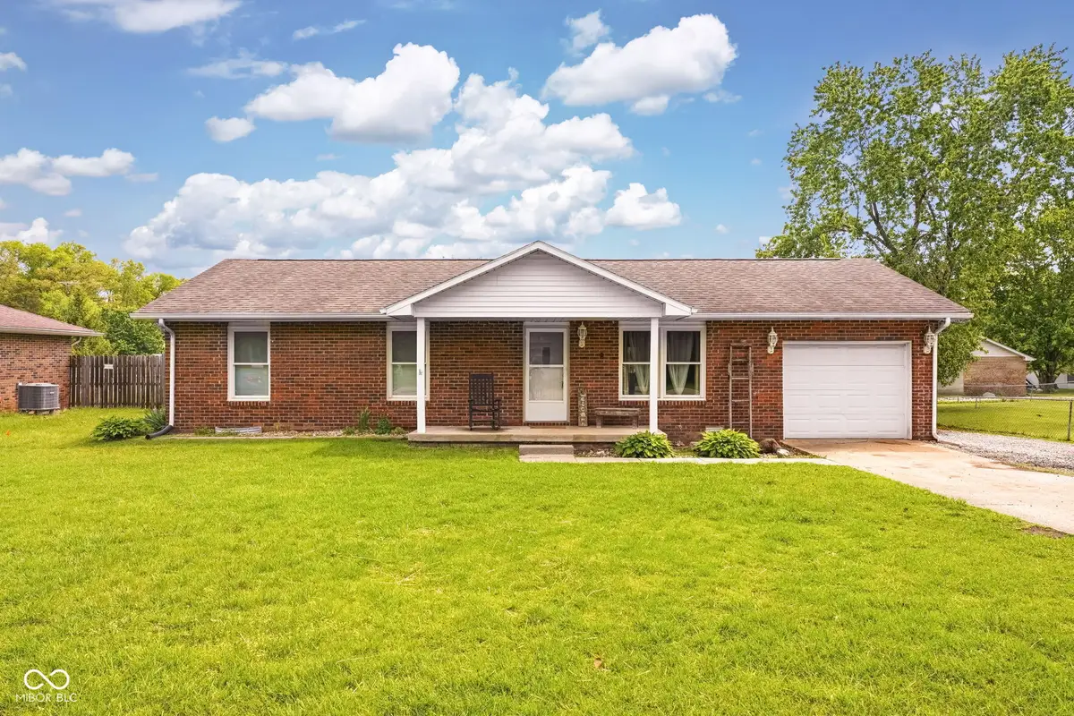 12473 S Hillview Road, Columbus, IN 47201 - #1