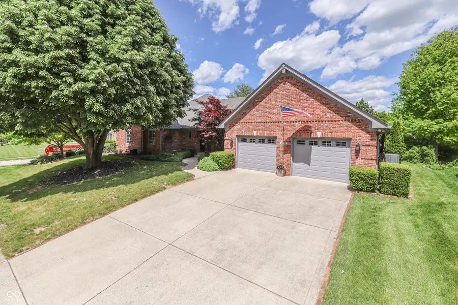 2077 Ridgemere Place, Greenwood, IN 46143 - #2