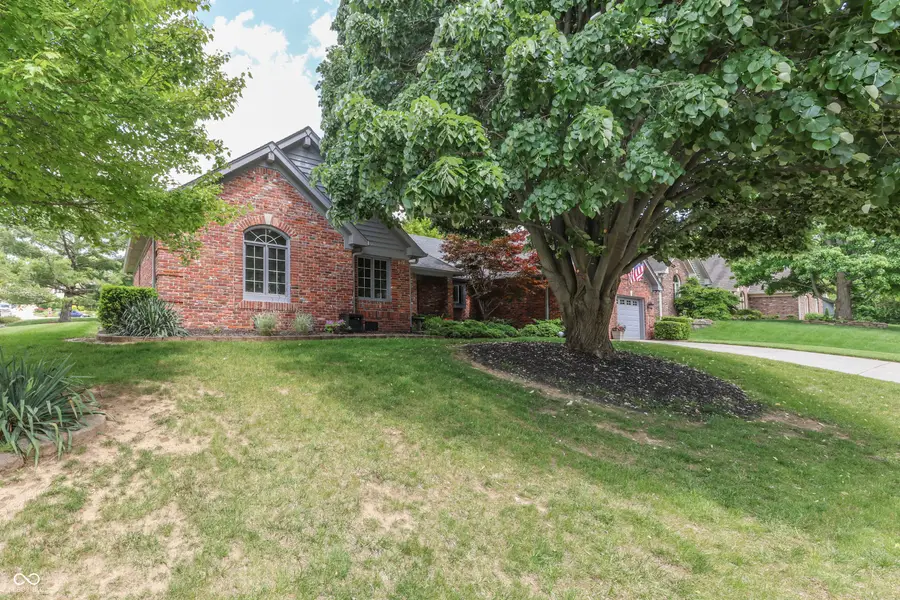 2077 Ridgemere Place, Greenwood, IN 46143 - #3
