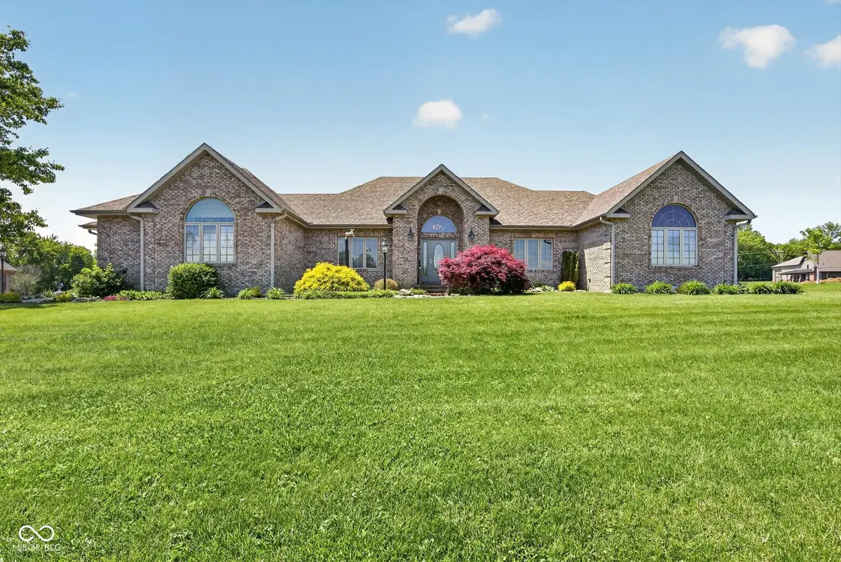 675 N Auburn Ridge Drive, Linton, IN 47441 - #1