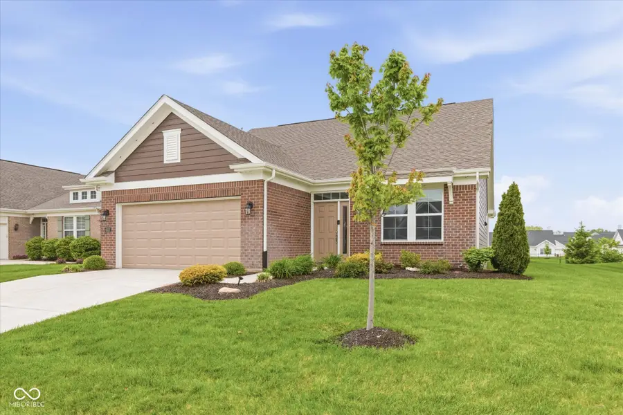 6320 W Cedar Chase Drive, McCordsville, IN 46055 - #2