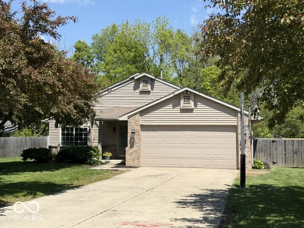 1006 E Walnut Street, Frankton, IN 46044 - #1