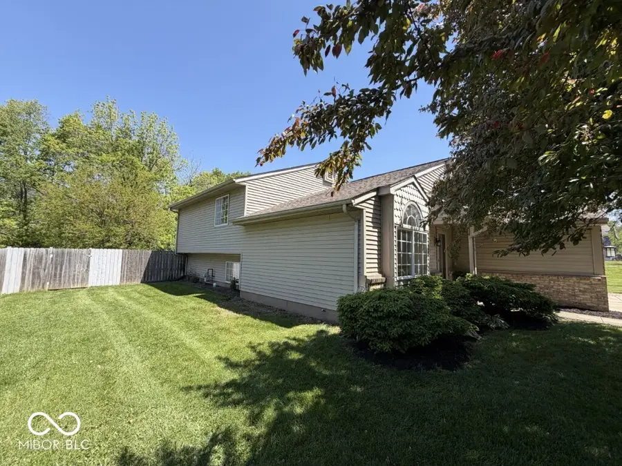 1006 E Walnut Street, Frankton, IN 46044 - #3