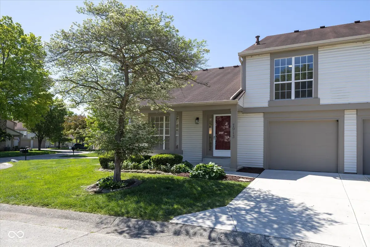 7913 Hunters Path, Indianapolis, IN 46214 - #1