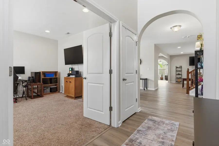564 Amersham Court, Avon, IN 46123 - #3