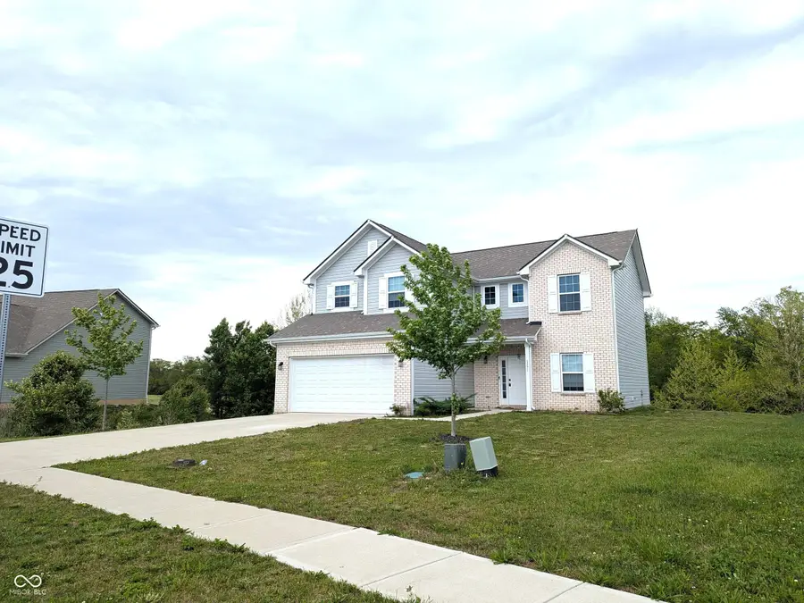 1571 N Creekwater Pass, Greenfield, IN 46140 - #3